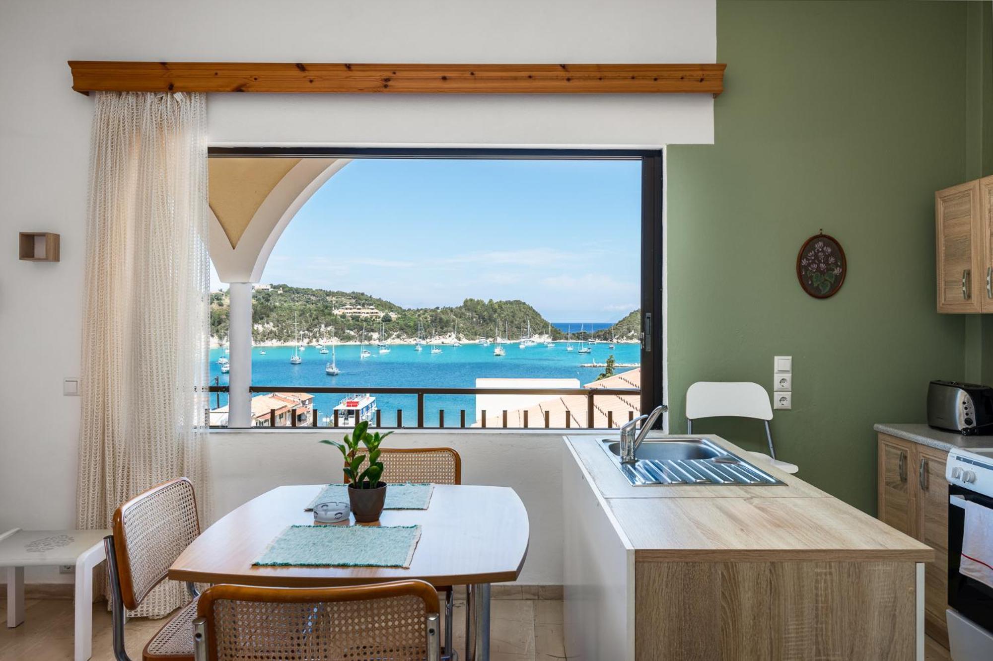 Agaloula Centrally Located Apartments, Lakka Exterior foto